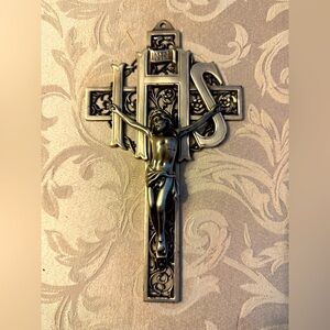Beautiful Vintage INRI IHS Crucifix